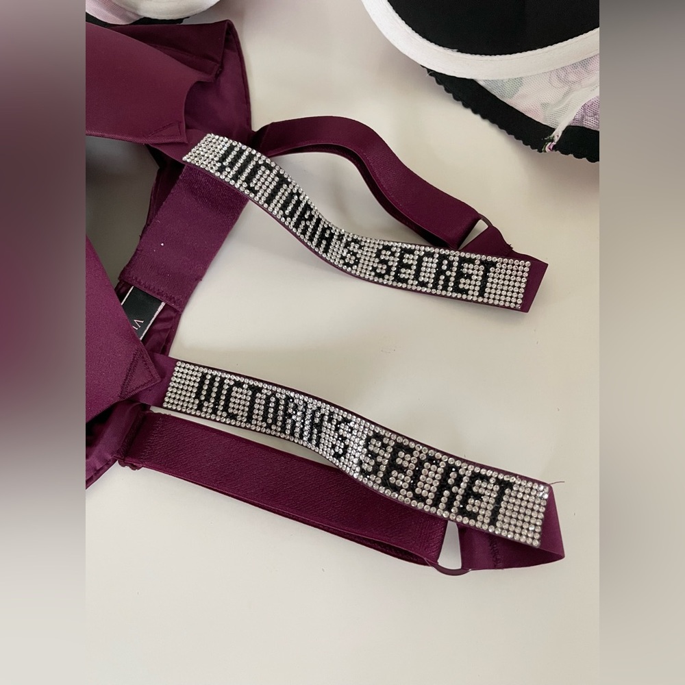 Victoria’s Secret Rhinestone Bombshell Plunge Padded Push-Up Bras 34C Set of 2 - Picture 10 of 12